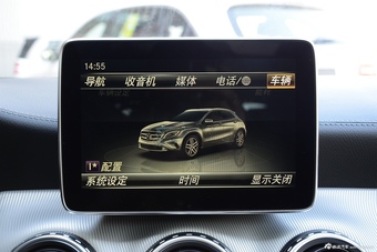 2016款奔驰GLA级 GLA220 2.0T自动 4MATIC豪华型