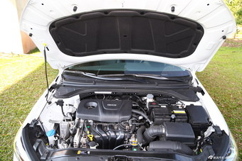 2016款领动1.6L自动智炫旗舰型