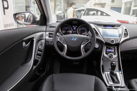 2015款朗动1.6L自动尊贵型