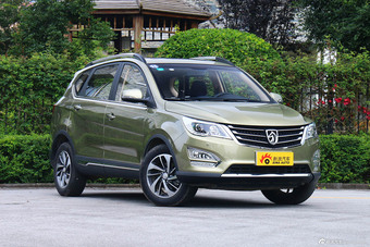 2015款 宝骏560 1.8L手动豪华型