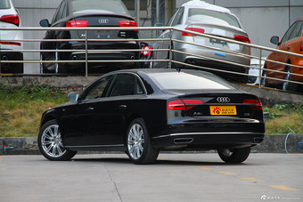 2014款奥迪A8L 6.3FSI W12quattro旗舰型