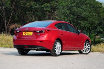 2016款马自达3昂克赛拉 三厢 2.0L自动运动型