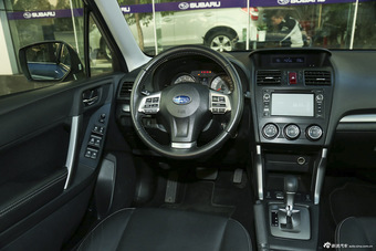 2014款森林人2.5L自动精英版