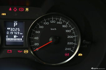 2014款斯巴鲁XV 2.0L舒适版