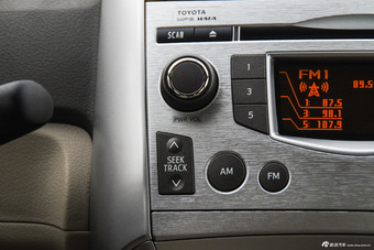 2015款逸致1.8L自动跨界版