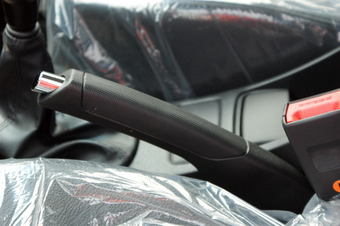 2013款狮跑2.0L GLS手动两驱版