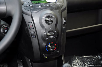 2012款比亚迪F0实拍