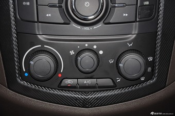 2015款五菱宏光S 1.5L基本型 国V