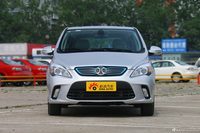 2015款北汽新能源EV200轻秀版