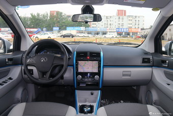 2015款北汽新能源EV200 电动轻秀版图片