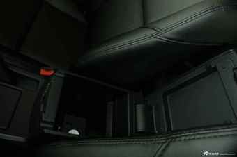 2012款马自达3星聘2厢