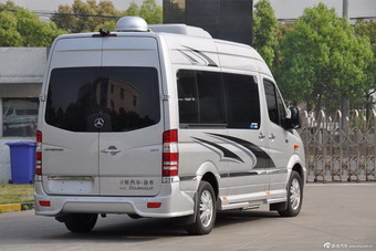 2013款中欧尊逸C型汽油版