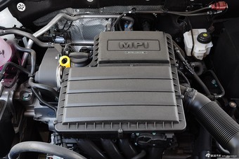 2015款速腾1.6L自动舒适