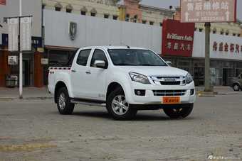 2015款五十铃D-MAX 2.5T自动四驱超豪华款到店实拍
