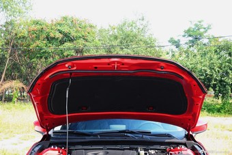 2016款马自达3昂克赛拉 三厢 2.0L自动运动型