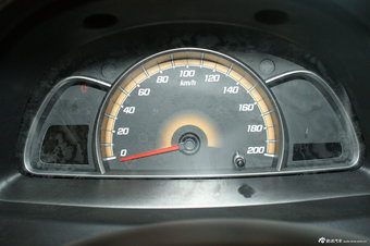 2012款新赛欧三厢