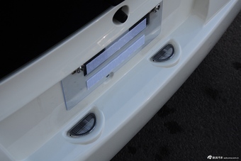 2015款比亚迪F0 1.0L手动尚酷型