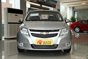 2013款新赛欧三厢1.4L手动理想幸福版图片