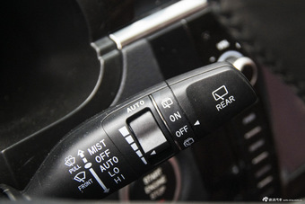 2015款众泰T600 2.0T手动尊贵型