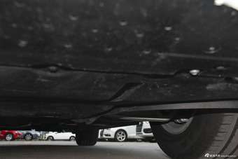 2016款奥迪A4L 35TFSI自动标准型