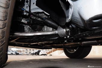 2015款凯迪拉克SRX 3.0L自动舒适型