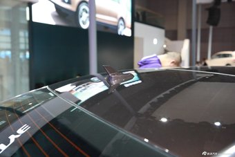 2015上海车展：众泰Z700