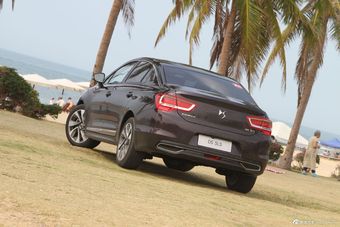 2014款DS 5LS THP200 1.6T自动豪华型