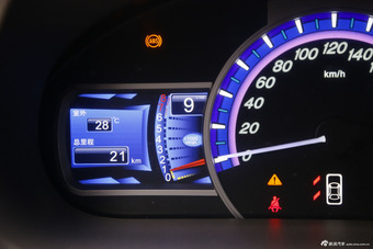 2015款比亚迪S7升级版1.5T手动尊贵型