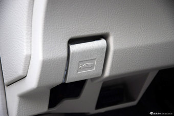 2012款比亚迪L3实拍