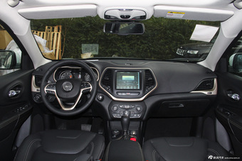 2016款自由光2.4L自动优越版图片