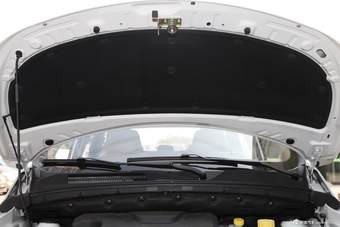 2014款宝骏730 1.5L手动舒适型