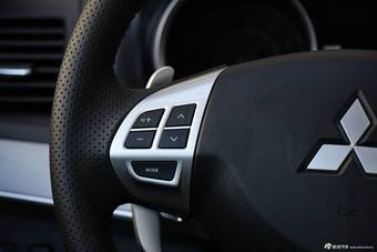 2015款翼神2.0L cvt旗舰型到店实拍