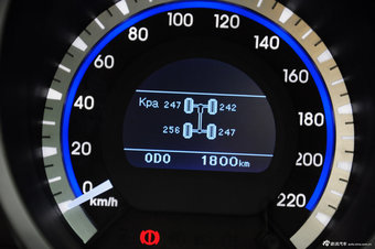 2013款东南V6菱仕高清实拍