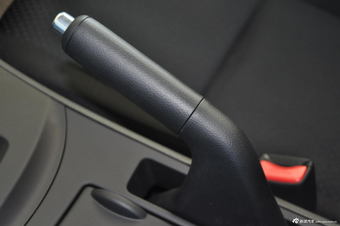 2013款马自达3星骋两厢1.6L自动精英型