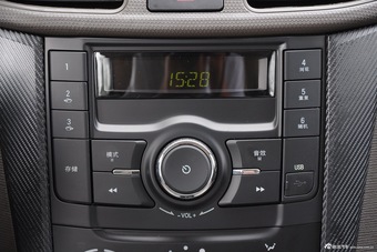 2015款五菱宏光S 1.5L基本型 国V