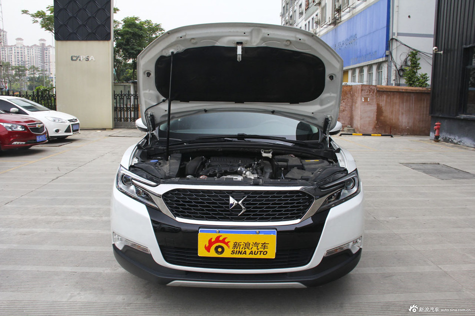 2014款DS 6 1.6T尊享版THP160