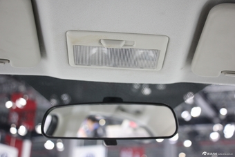 2015上海车展：悦翔V3