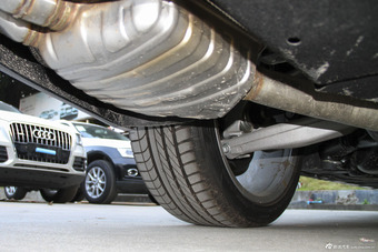 2014款奥迪A8L 6.3FSI W12quattro旗舰型