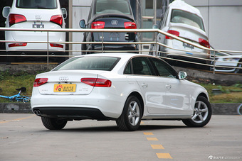 2016款奥迪A4L 35TFSI自动标准型