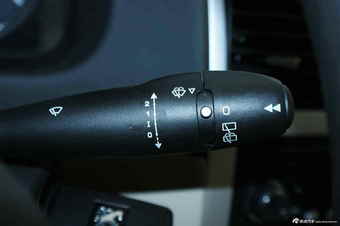 2012款标致307两厢