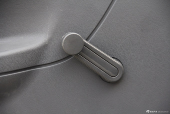 2016款金杯海狮2.0L手动快运系列标准型V19