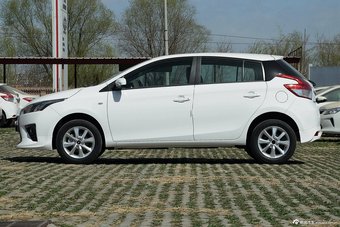 2016款YARiS L致炫1.5L自动劲速天窗版