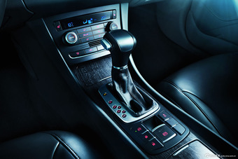 2013款荣威550官方图