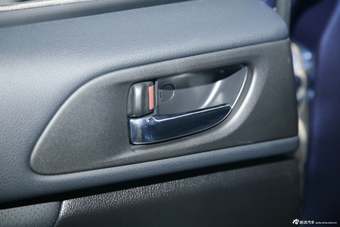 2014款斯巴鲁XV 2.0L精英版