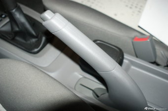 2012款新赛欧三厢