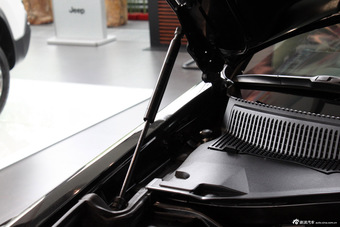 2013款克莱斯勒300C到店实拍