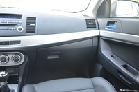 2015款东南三菱翼神到店实拍