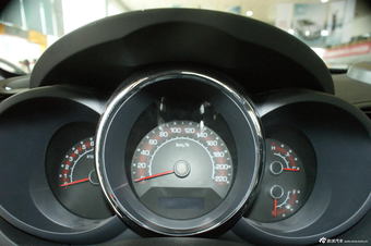 2013款秀尔SOUL 1.6L Premium自动