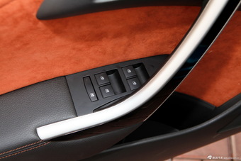 2014款英朗XT 1.6L自动舒适天窗版