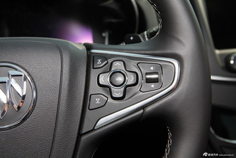 2014款君威GS 2.0T自动纵情运动版